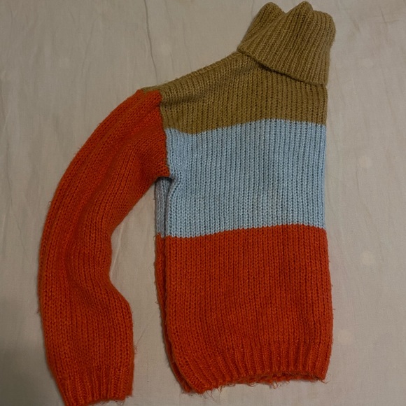 Color block cozy warm sweater - Picture 2 of 4
